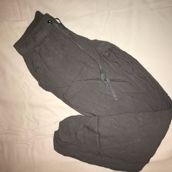 Joggers - Picture 2 of 4